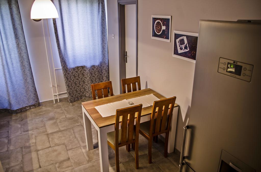 Balokany Apartman Beci Exterior foto